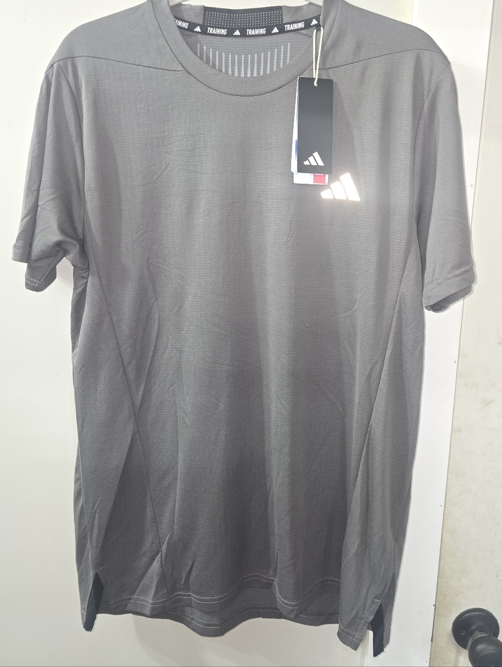 adidas‎ Men's Gray Short Sleeve Training Tee with Reflective Logo, NWT, LG